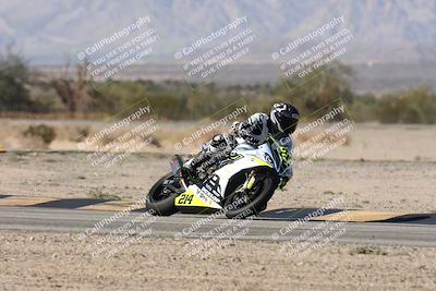 media/Oct-04-2025-CVMA (Sat) [[408bcdd6e4]]/Race 13-Amateur Supersport Open/